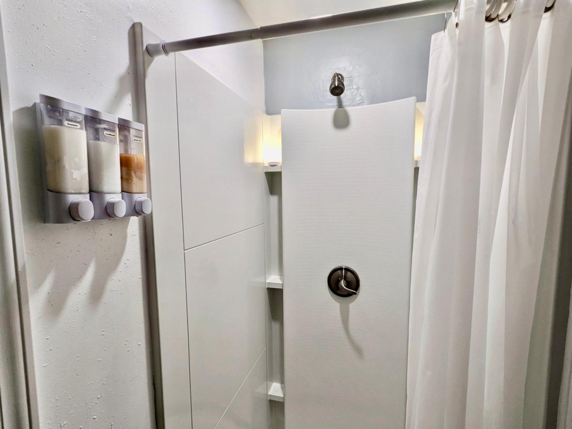 Weebiii Apartment Ню Орлиънс Стая снимка